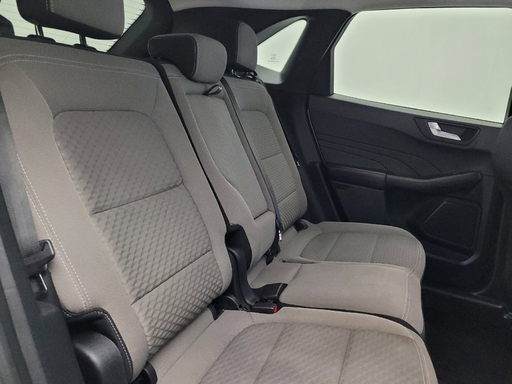 Used 2021 Ford Escape SE w/ Convenience Package FWD image 17