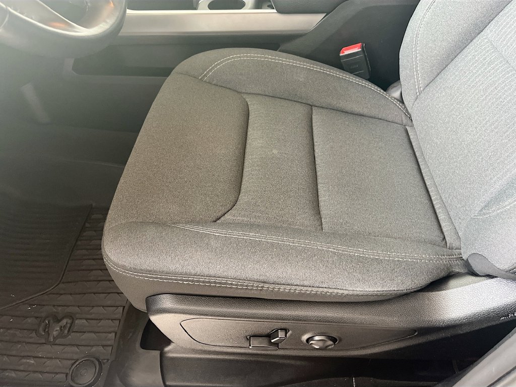 Used 2022 RAM 1500 Big Horn AWD/4WD image 19