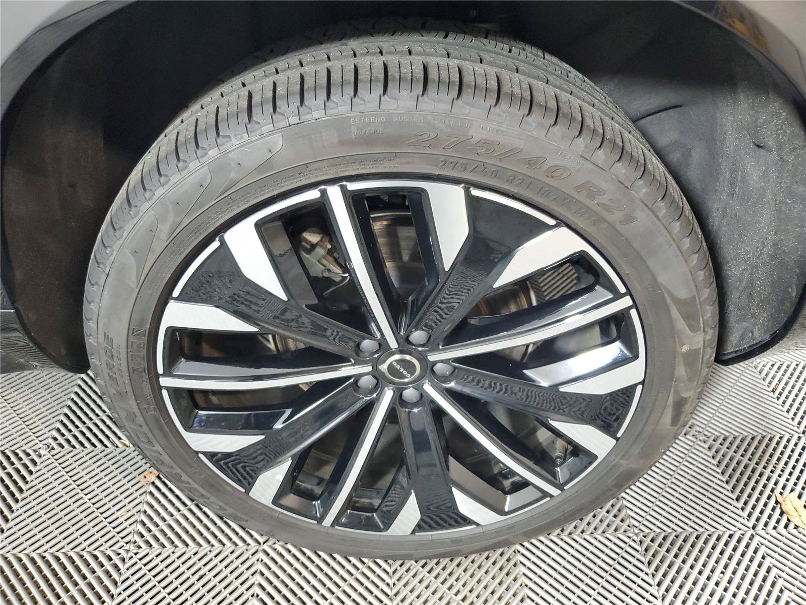 Certified 2026 Volvo XC90 B6 Ultra AWD/4WD image 8