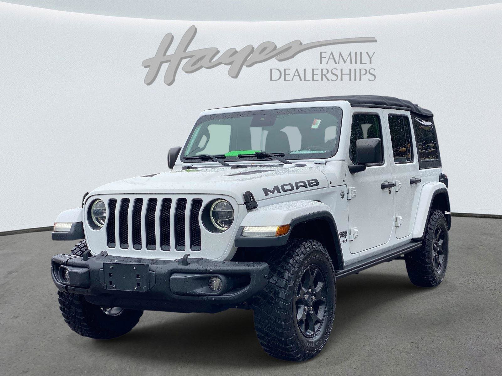 Used 2019 Jeep Wrangler Unlimited Sahara w/ Quick Order Package 24M Moab AWD/4WD image 8