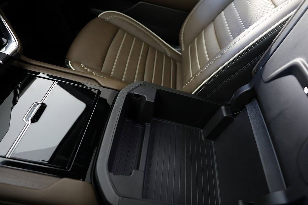 Used 2026 GMC Yukon Denali Ultimate image 50