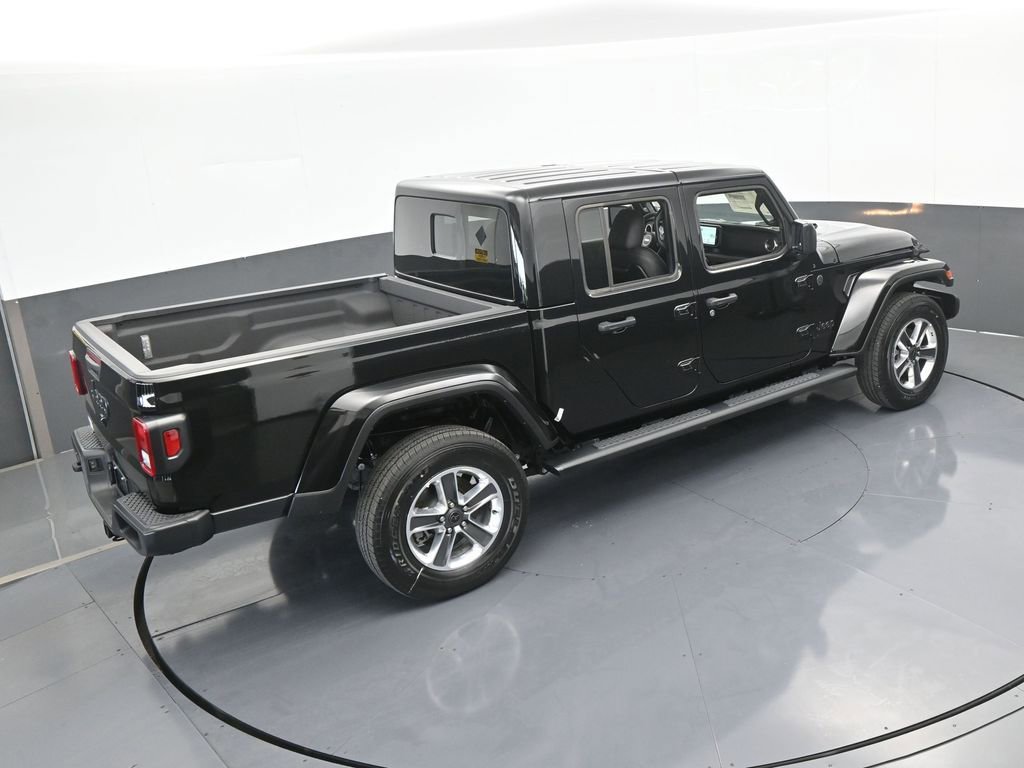 Used 2024 Jeep Gladiator Sport w/ Premium Package image 48