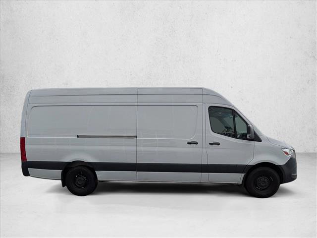 Used 2024 Mercedes-Benz Sprinter 2500 w/ Acoustic Package image 5