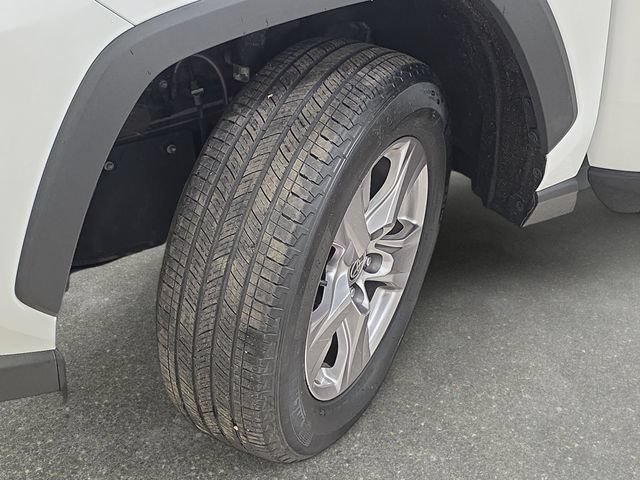 Used 2023 Toyota RAV4 XLE AWD/4WD image 28