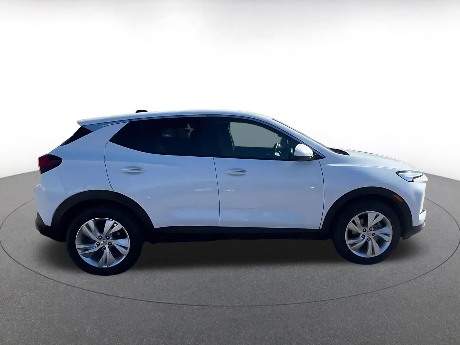 Used 2025 Buick Encore GX Preferred FWD image 16