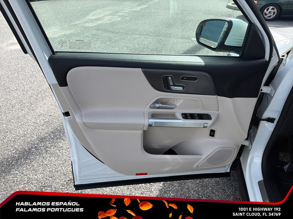 Used 2022 Mercedes-Benz GLB 250 image 12