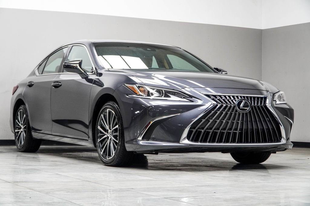 Used 2025 Lexus ES 350 w/ Premium Package FWD image 4