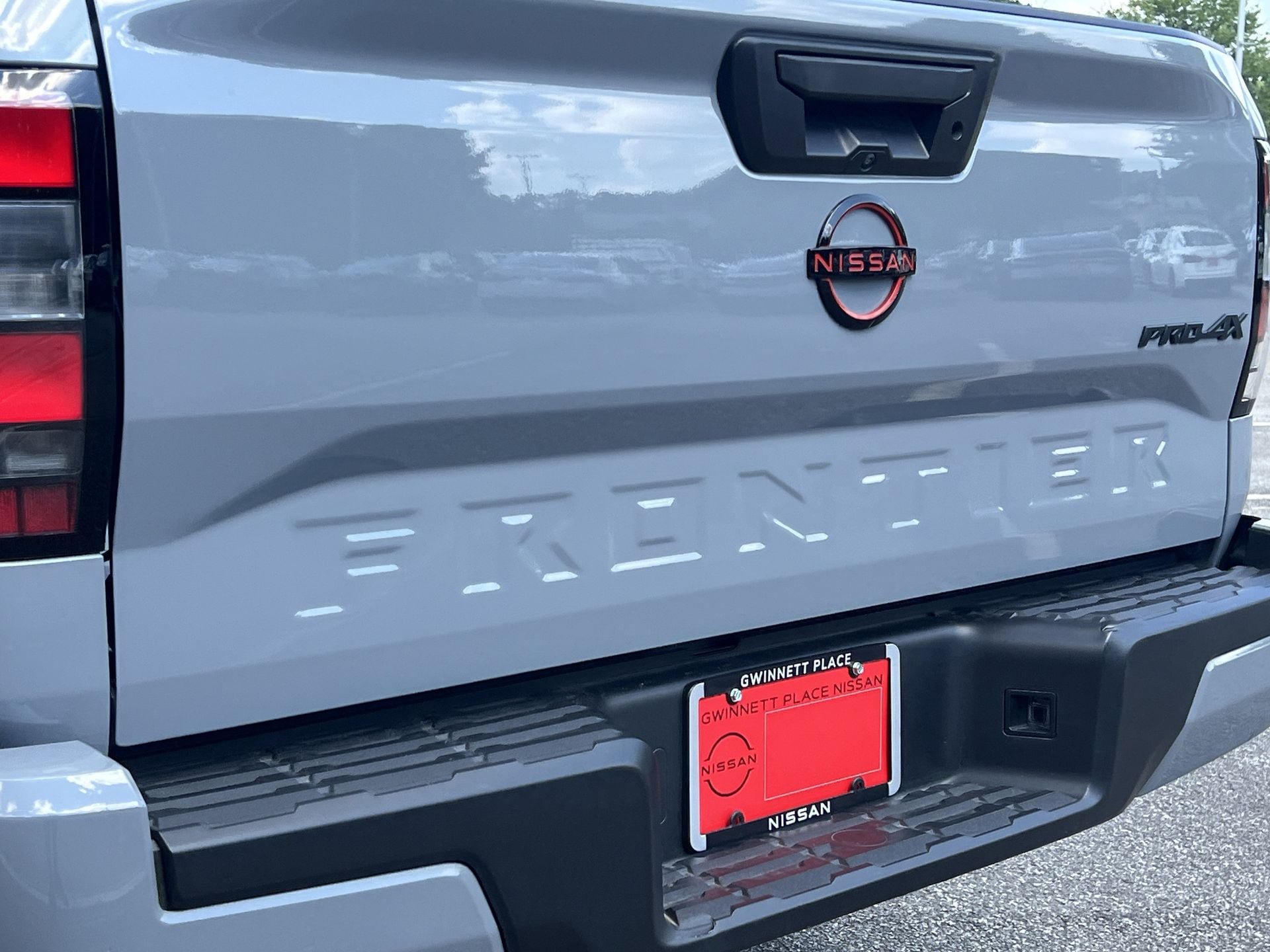 Certified 2024 Nissan Frontier PRO-4X w/ Off-Road Protection Package AWD/4WD image 31