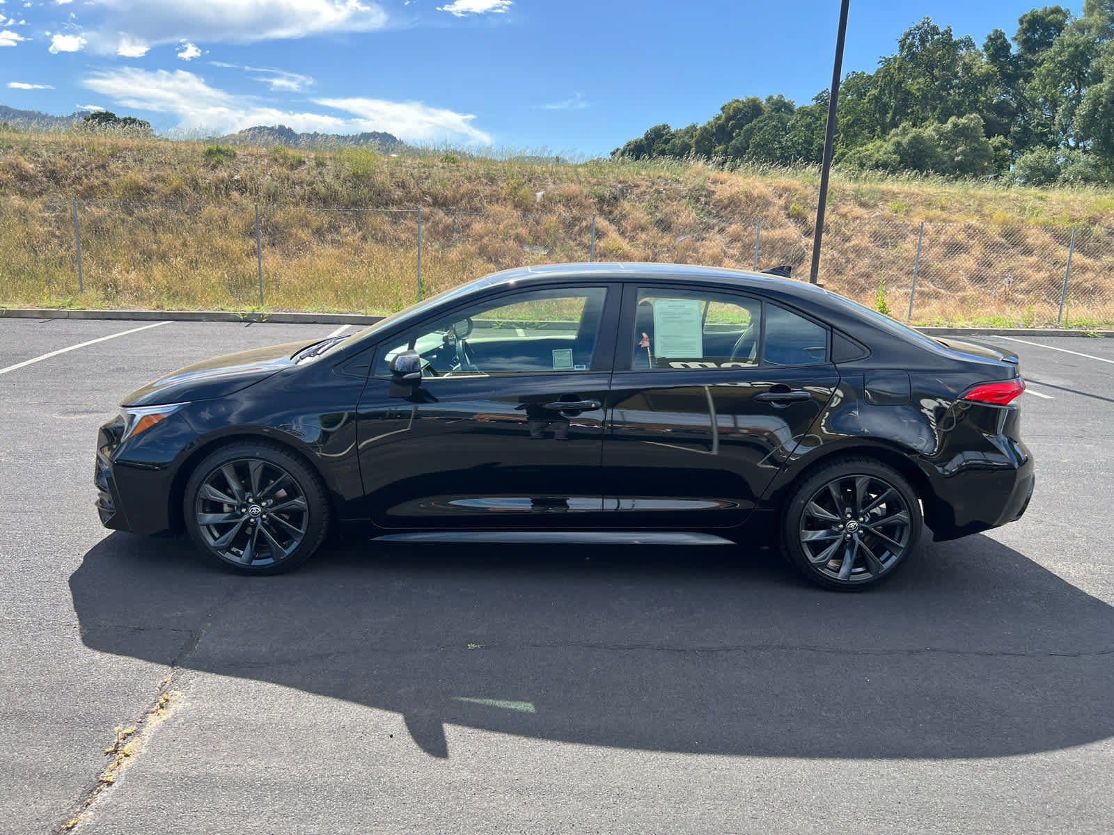 Certified 2024 Toyota Corolla SE w/ SE Premium Package FWD image 7