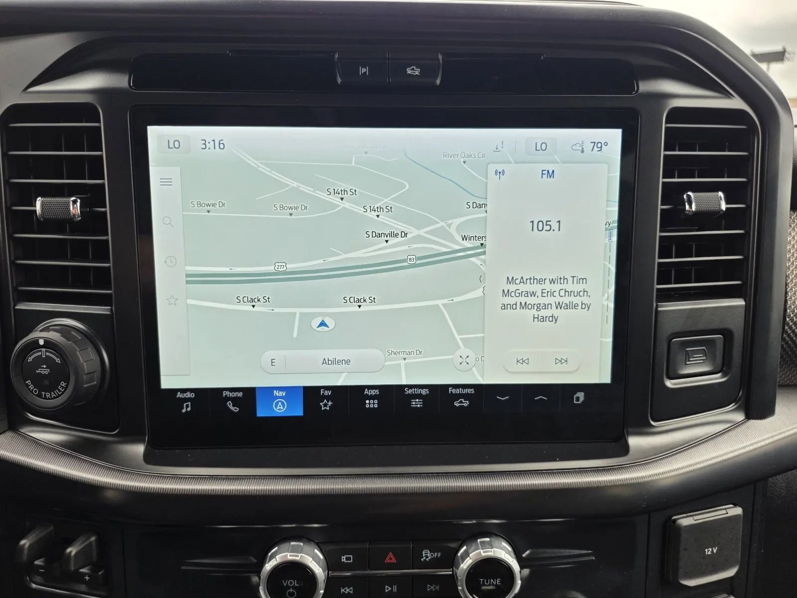 Used 2025 Ford F150 Raptor image 19