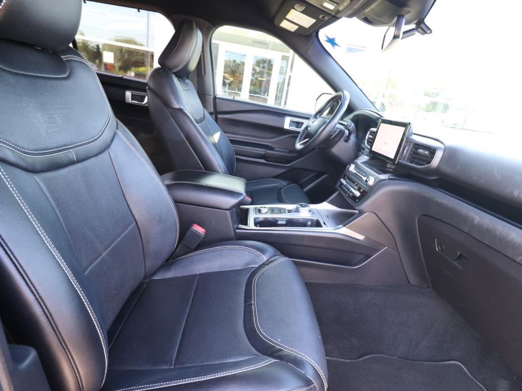 Used 2020 Ford Explorer ST w/ ST Street Pack image 24