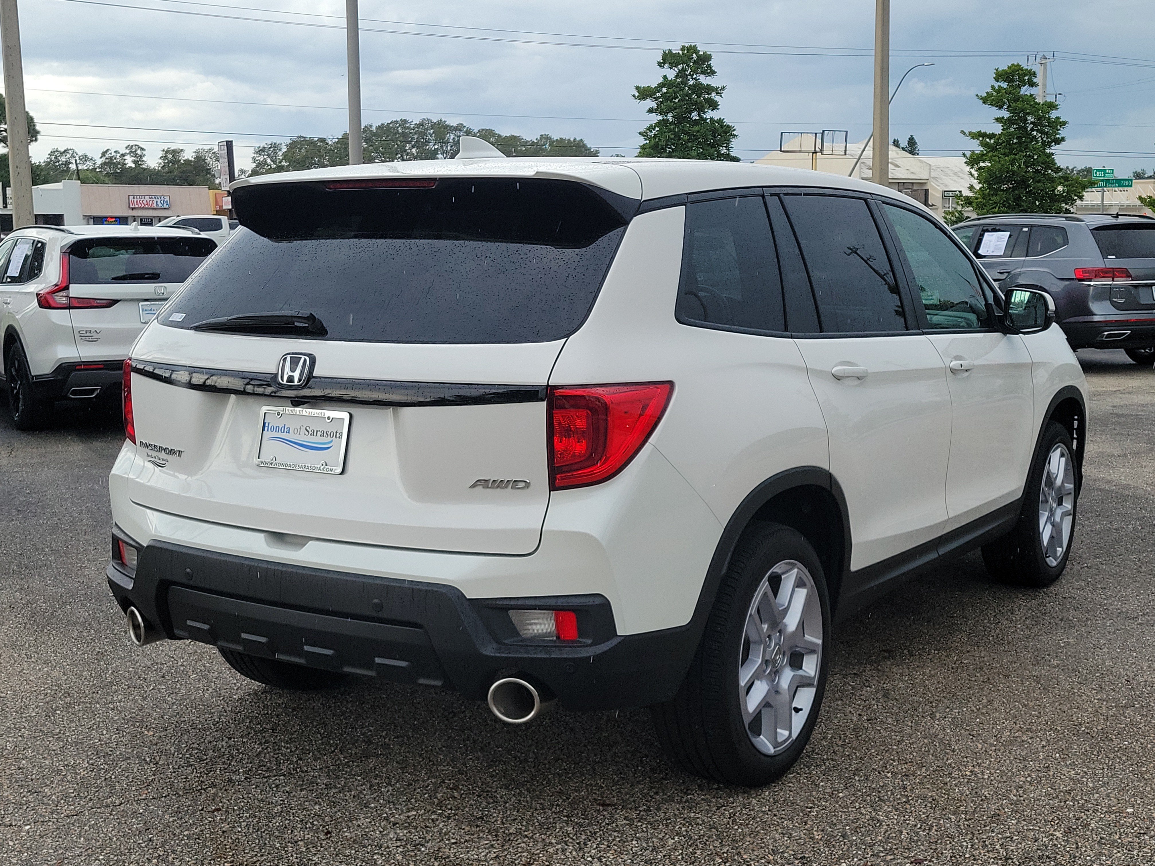 Used 2025 Honda Passport EX-L image 7