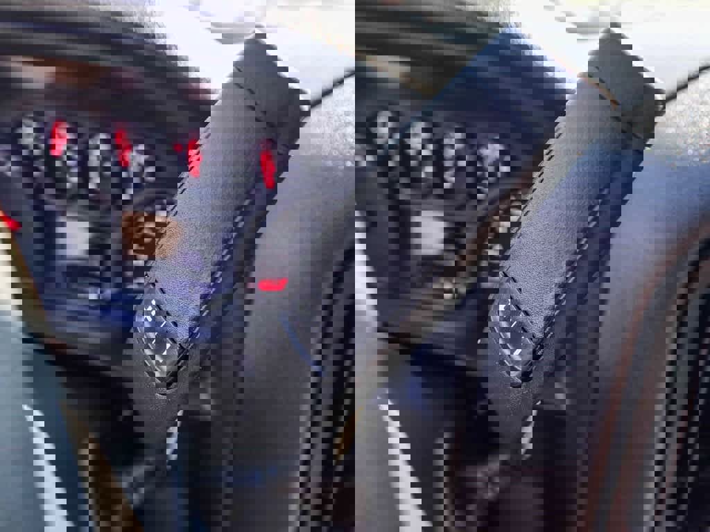 Used 2025 Chevrolet Silverado 1500 Custom Trail Boss w/ Dark Appearance Package image 18