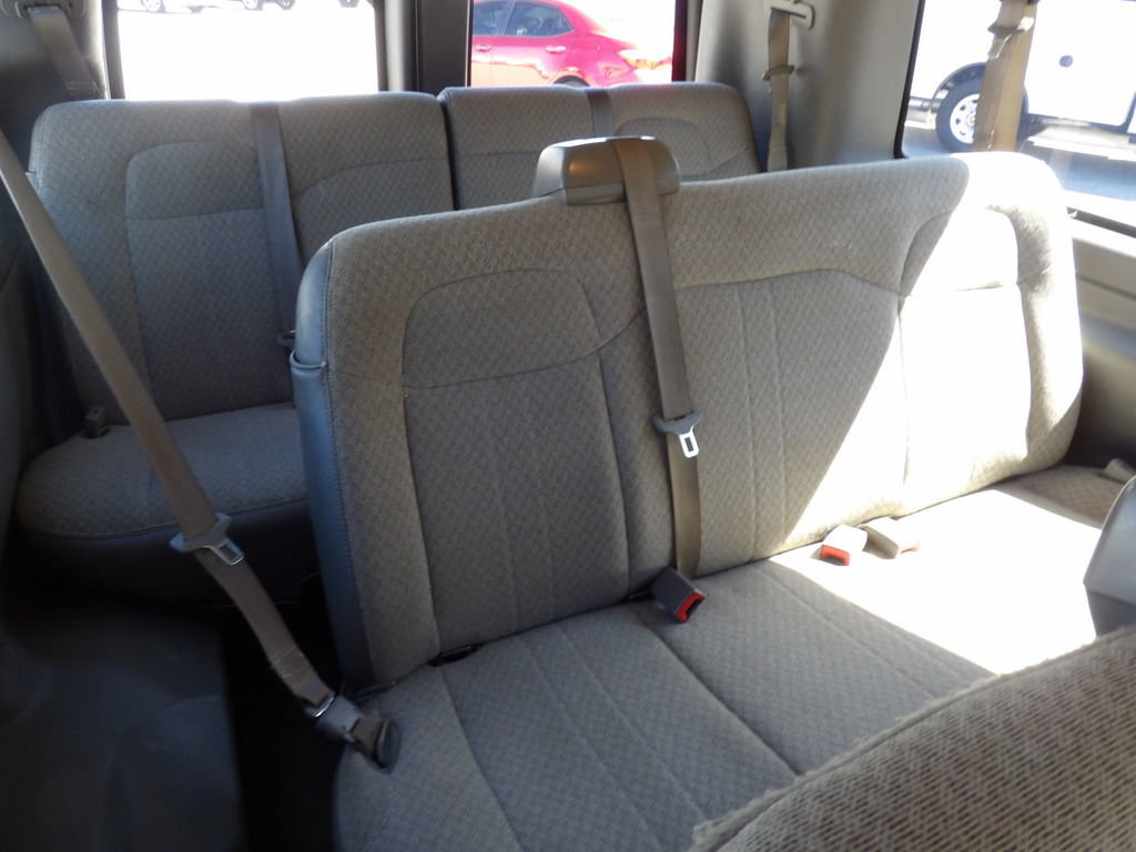 Used 2017 Chevrolet Express 3500 LT w/ LT Preferred Equipment Group RWD image 33