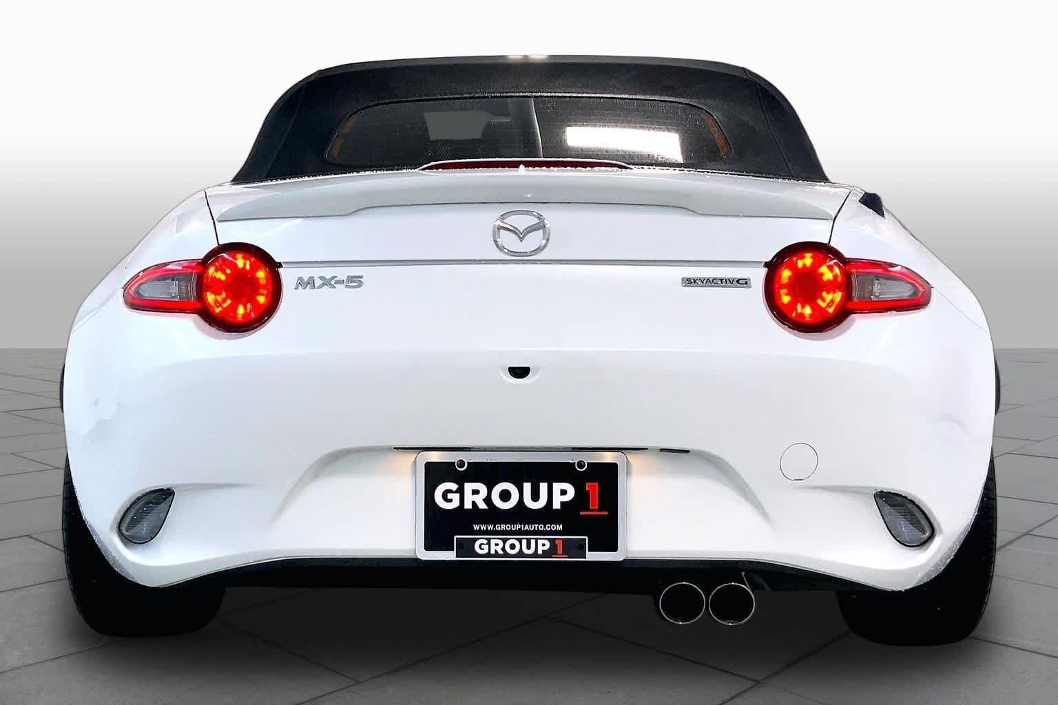 Used 2023 MAZDA MX-5 Miata Grand Touring RWD image 4