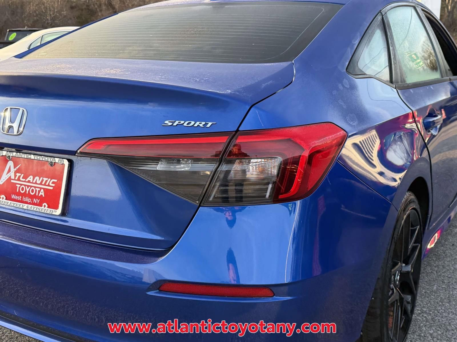 Used 2023 Honda Civic Sport image 12