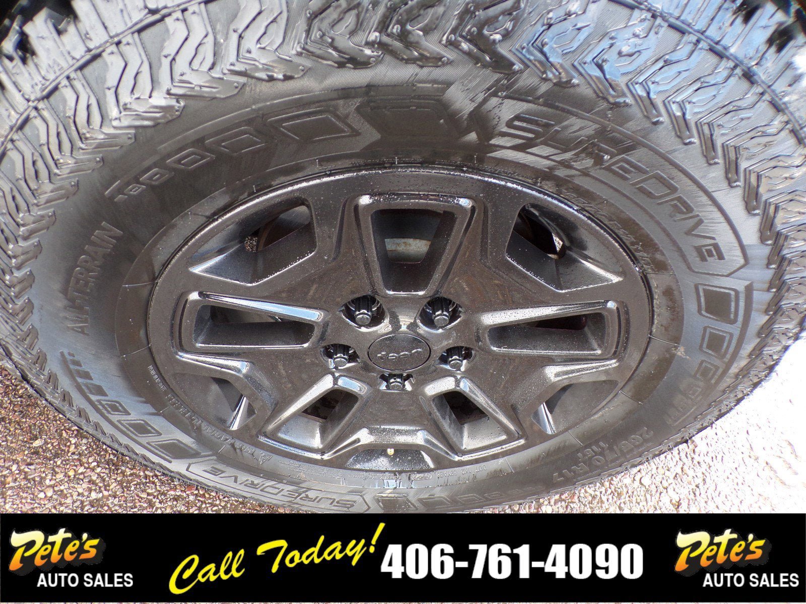 Used 2017 Jeep Wrangler Unlimited Sport w/ Dual Top Group image 10