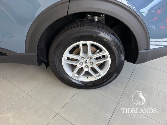 Certified 2026 Ford Explorer Active RWD image 33