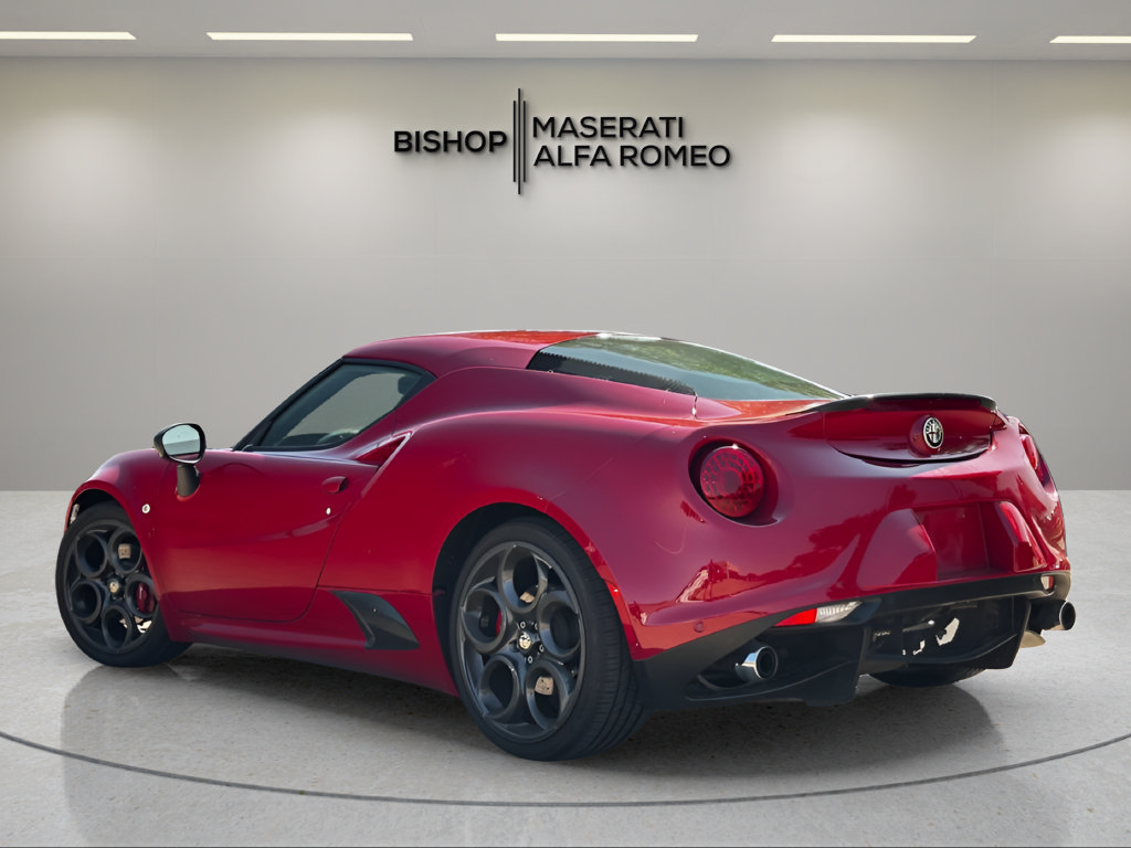Used 2015 Alfa Romeo 4C Launch Edition w/ Convenience Group RWD image 3