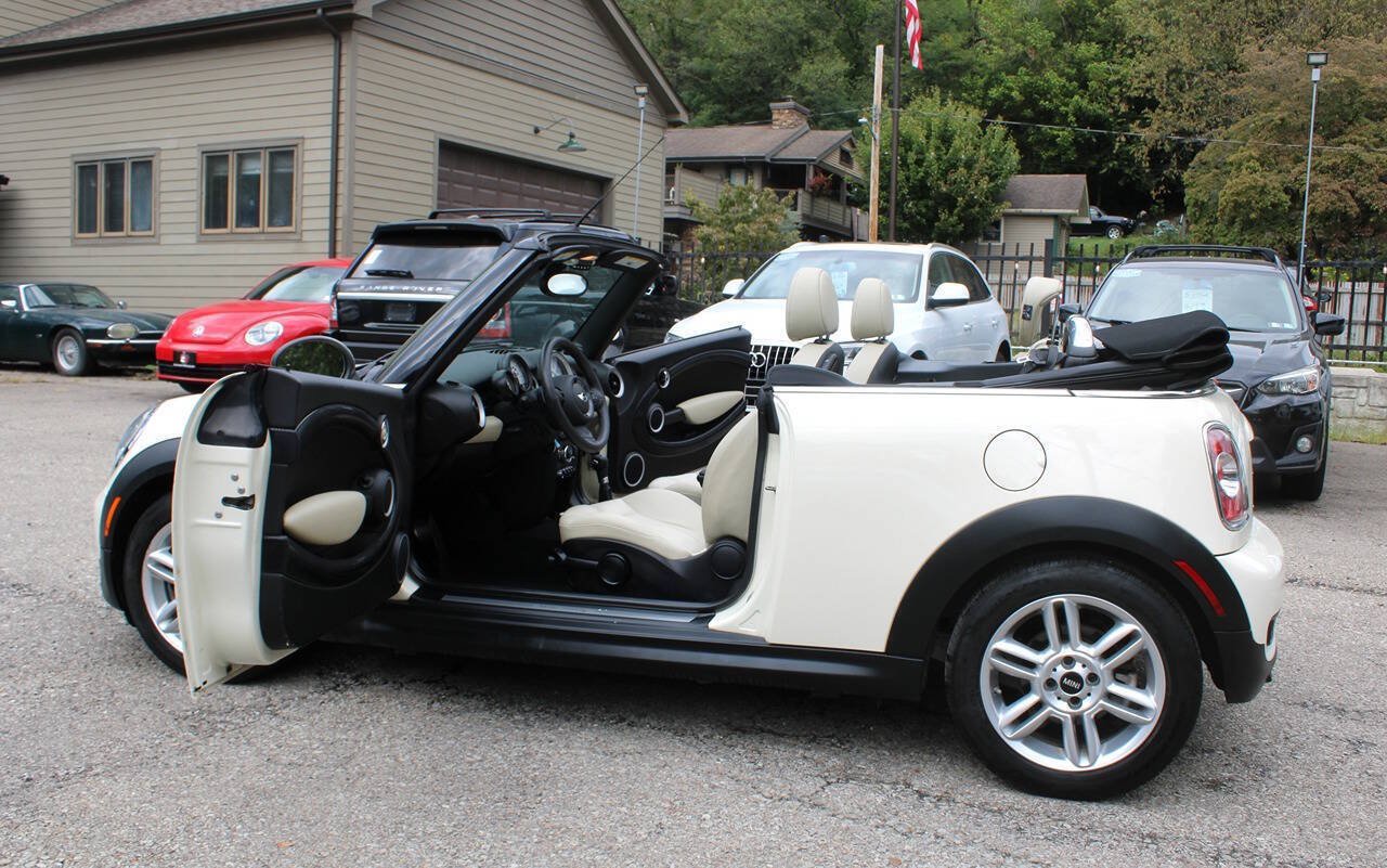 Used 2014 MINI Cooper S FWD image 16