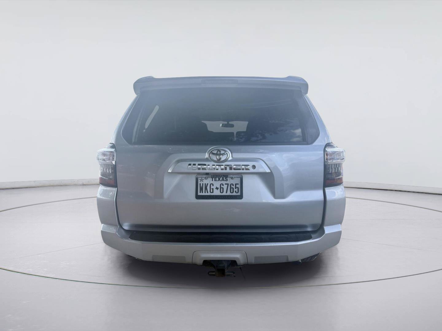 Used 2019 Toyota 4Runner SR5 RWD image 4