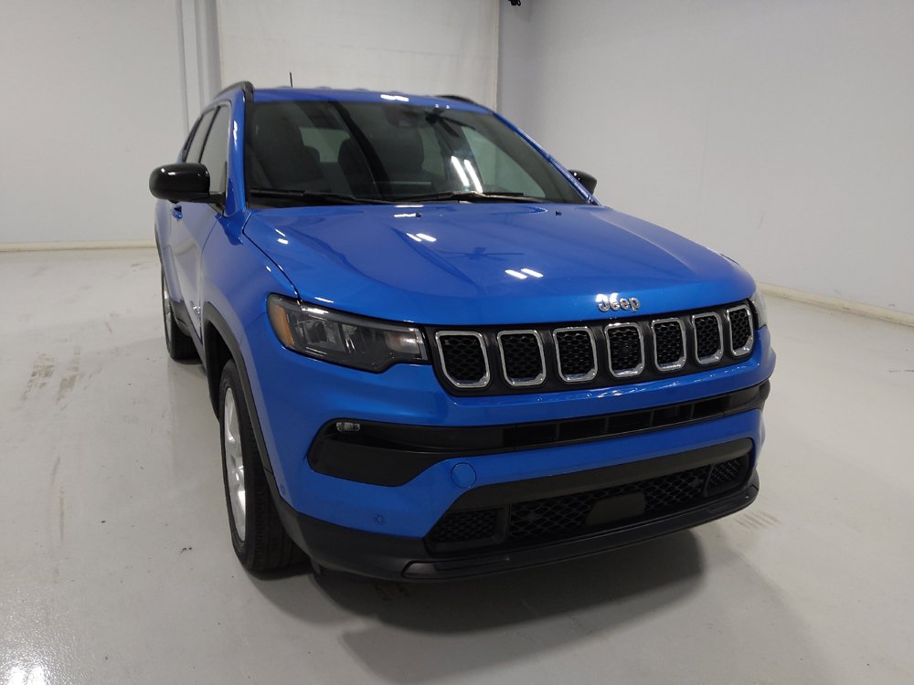 Used 2023 Jeep Compass Latitude AWD/4WD image 14