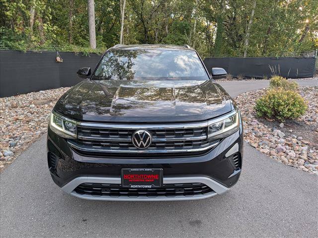 Used 2023 Volkswagen Atlas Cross Sport SE AWD/4WD image 8
