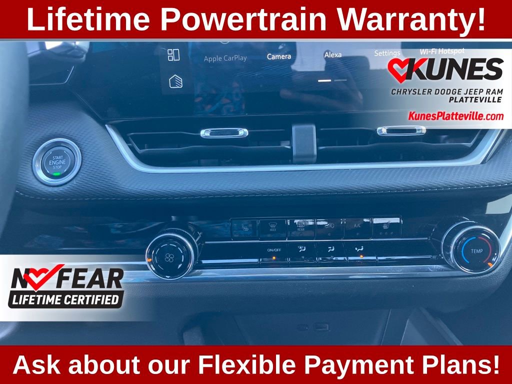 Used 2025 Chevrolet Equinox LT image 17