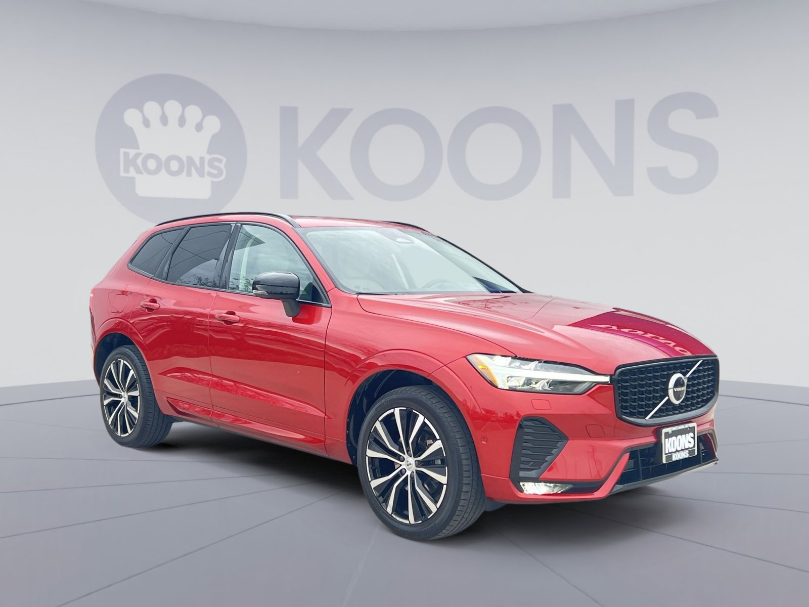 Certified 2023 Volvo XC60 B5 Ultimate w/ Climate Package image 10