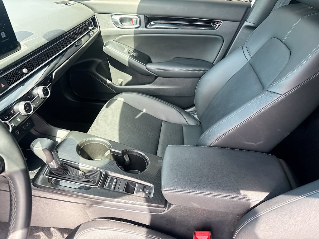 Used 2025 Honda Civic Sport Touring image 25