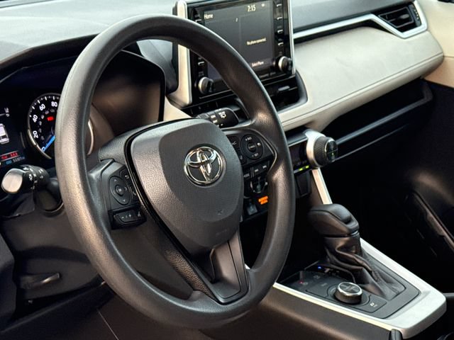 Used 2019 Toyota RAV4 XLE w/ Convenience Package AWD/4WD image 19