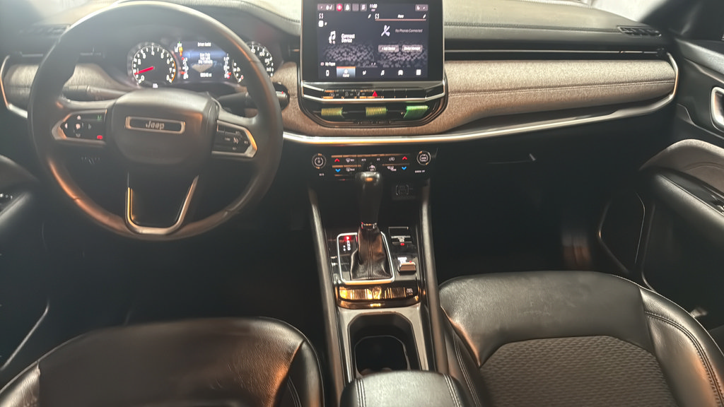 Used 2023 Jeep Compass Latitude w/ Convenience Group AWD/4WD image 12