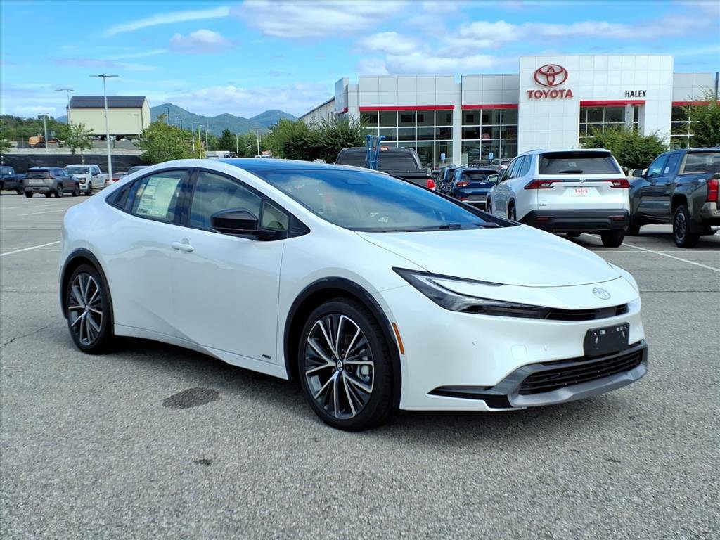 New 2027 Toyota Prius Limited w/ Limited Premium Package AWD/4WD image 2