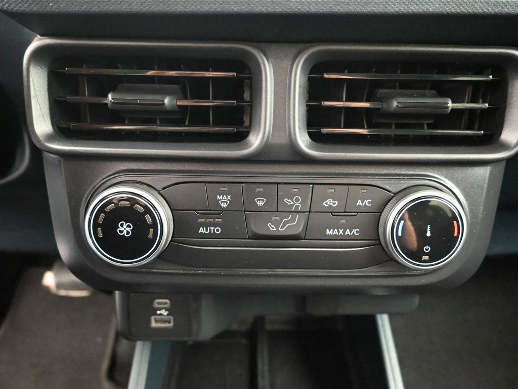 Used 2022 Ford Maverick XL FWD image 18