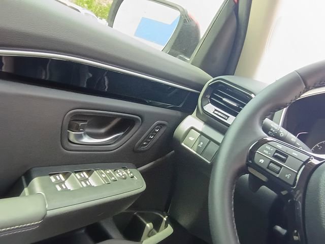 Used 2025 Honda Pilot EX-L image 10