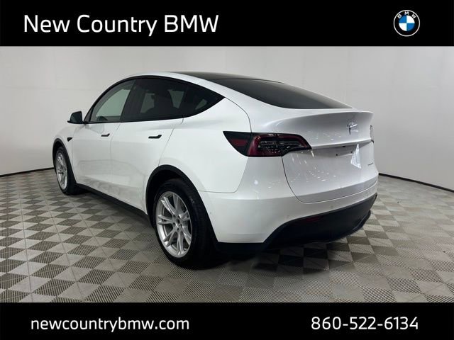 Used 2022 Tesla Model Y Long Range image 5