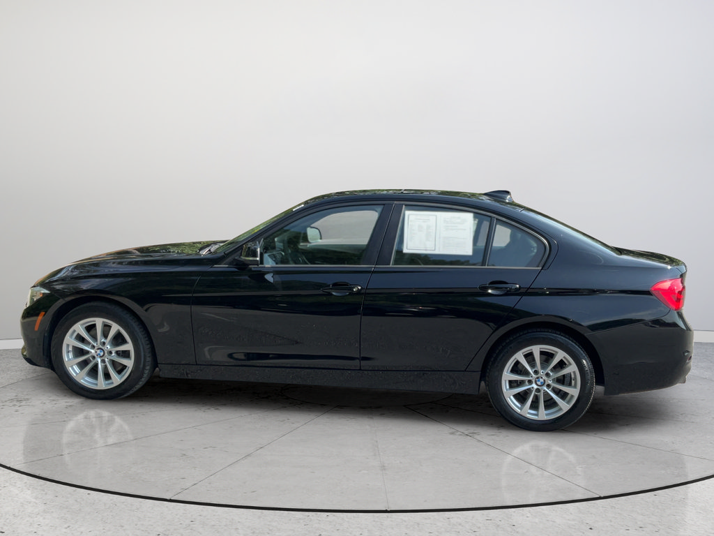 Used 2016 BMW 320i Sedan RWD image 7