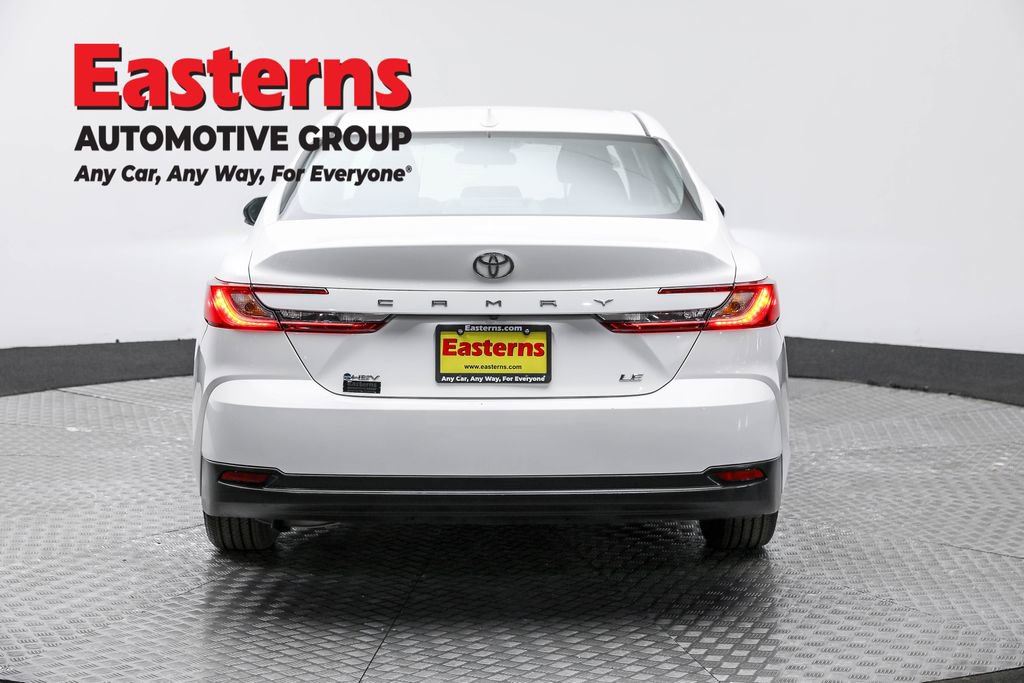 Used 2025 Toyota Camry LE FWD image 6