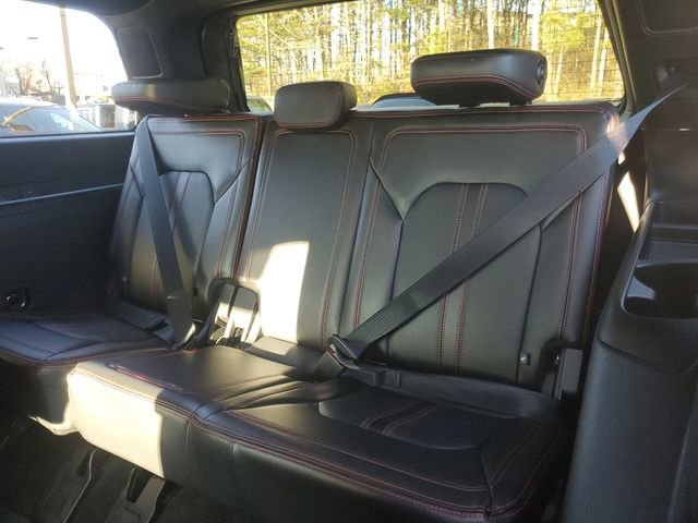 Used 2019 Ford Expedition Limited w/ Equipment Group 303A image 10