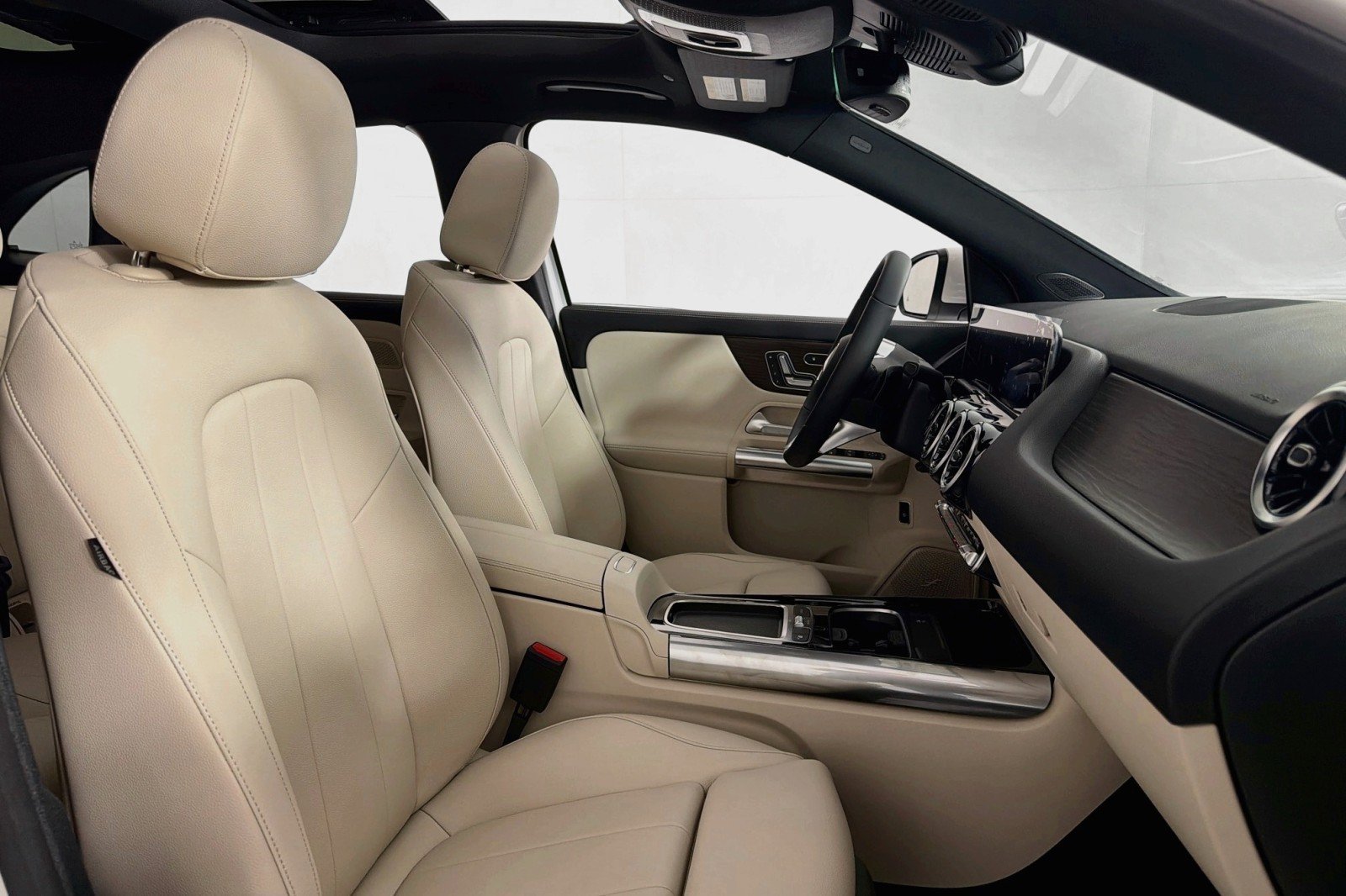 New 2026 Mercedes-Benz GLA 250 image 6