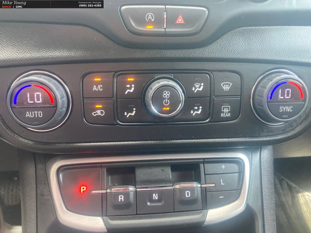 Used 2024 GMC Terrain SLT w/ Tech Package FWD image 32
