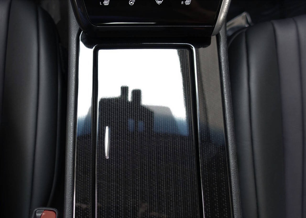 Used 2017 Toyota Mirai FWD image 38