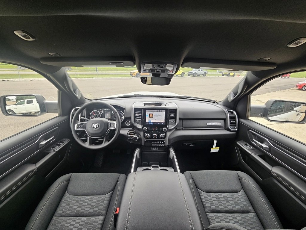 New 2025 RAM 1500 Big Horn image 30