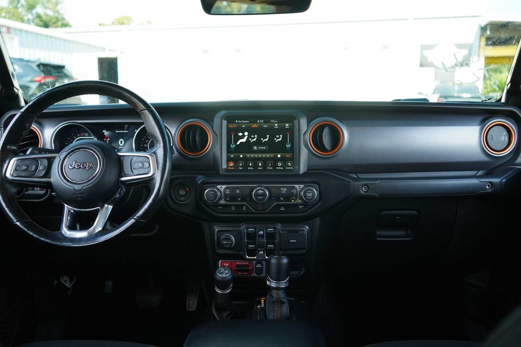 Used 2022 Jeep Gladiator Mojave w/ Cold Weather Group AWD/4WD image 10