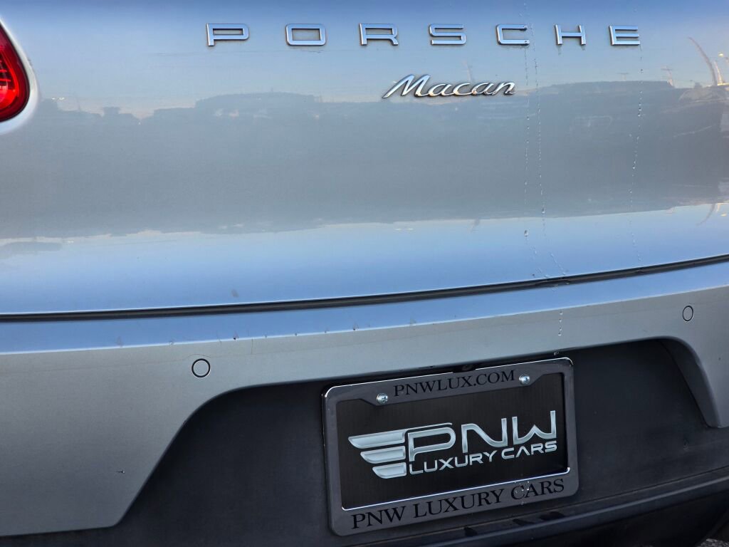 Used 2018 Porsche Macan image 13