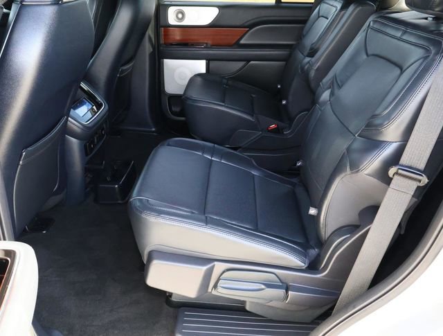 Used 2023 Lincoln Navigator Reserve image 21