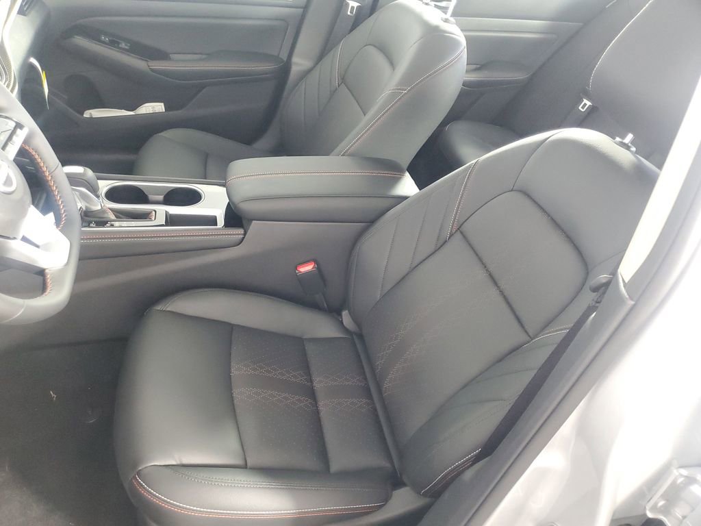 New 2025 Nissan Altima 2.5 SR w/ SR Premium Package image 12