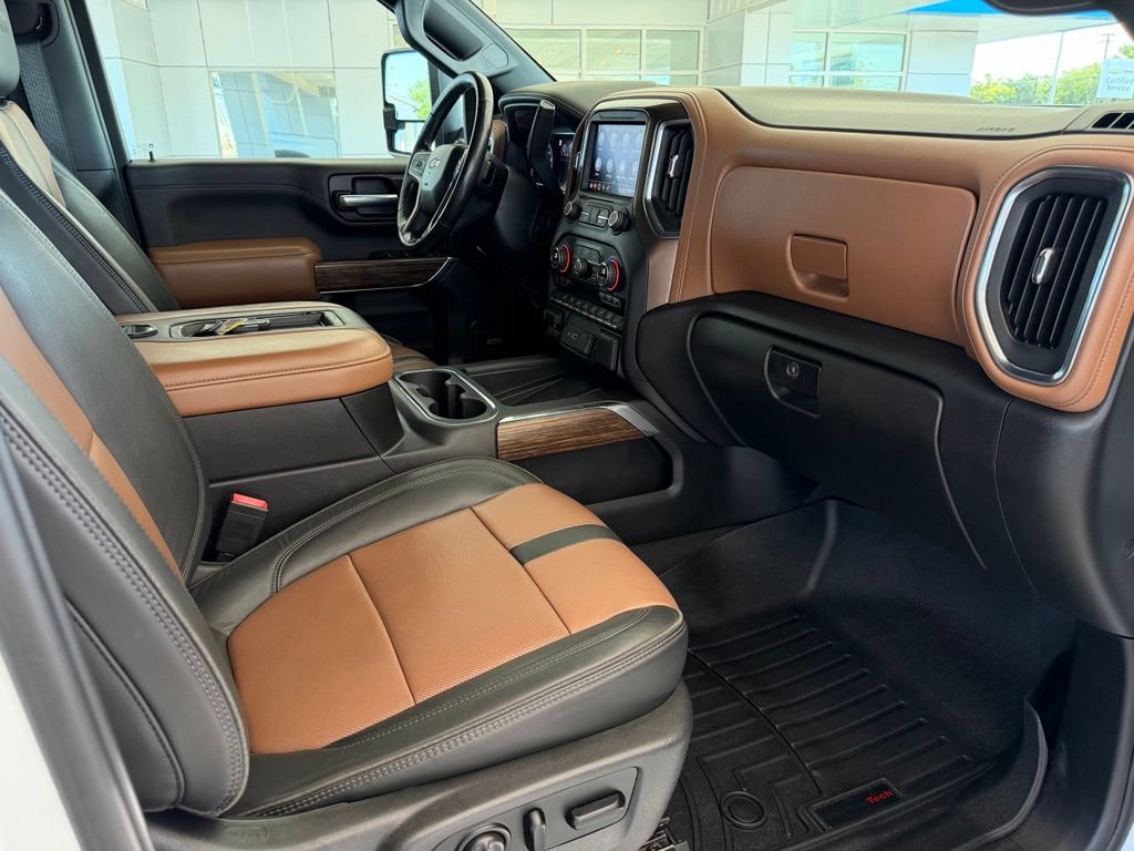 Used 2020 Chevrolet Silverado 3500 High Country w/ Z71 Off-Road Package AWD/4WD image 16