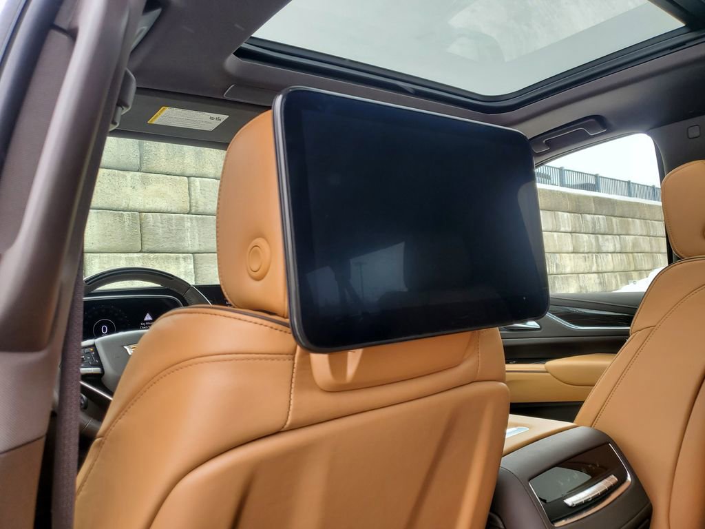 Certified 2024 Cadillac Escalade ESV Sport w/ LPO, ONYX Package image 47