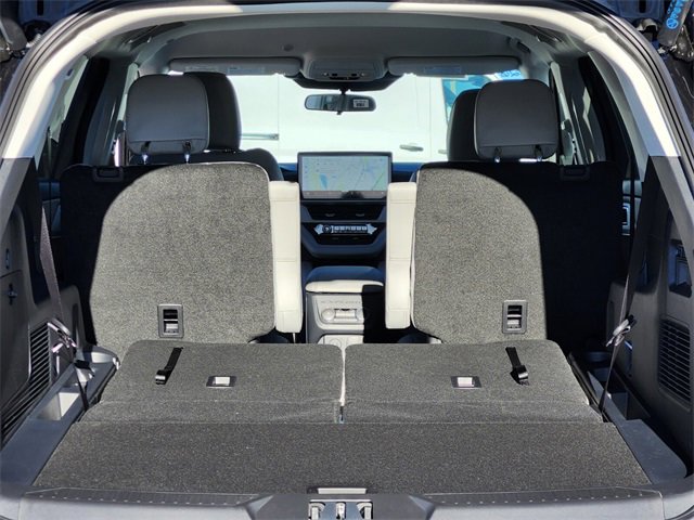 New 2026 Ford Explorer Active w/ Active Comfort Package image 33